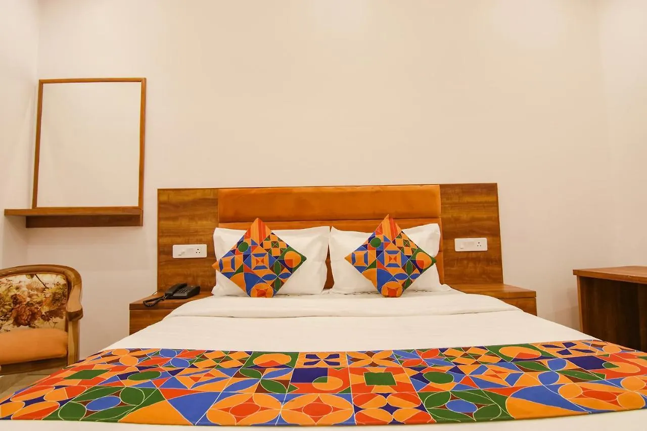Hotel Fabhotel Ambassador Manimajra