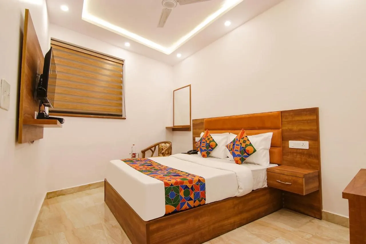 Fabhotel Ambassador Manimajra