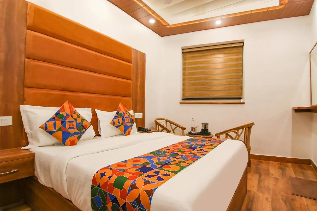 Fabhotel Ambassador Manimajra Inde